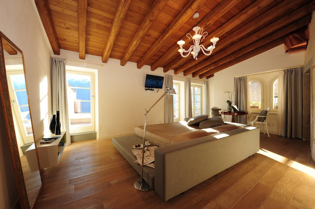 Locanda Al Castelletto Tremosine Rum bild
