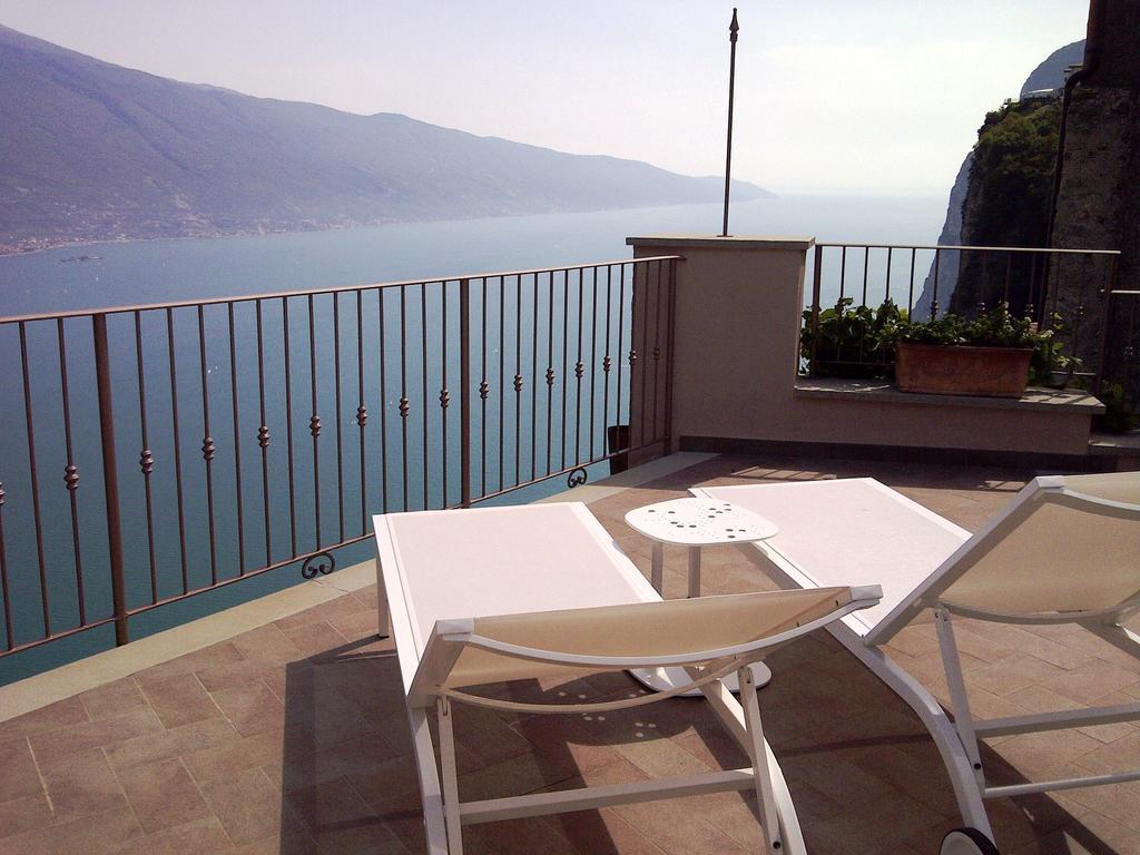 Locanda Al Castelletto Tremosine Rum bild