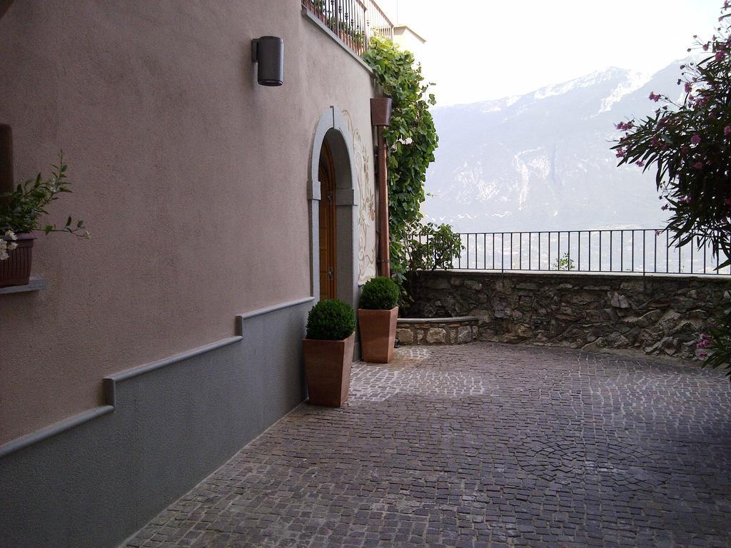 Locanda Al Castelletto Tremosine Exteriör bild